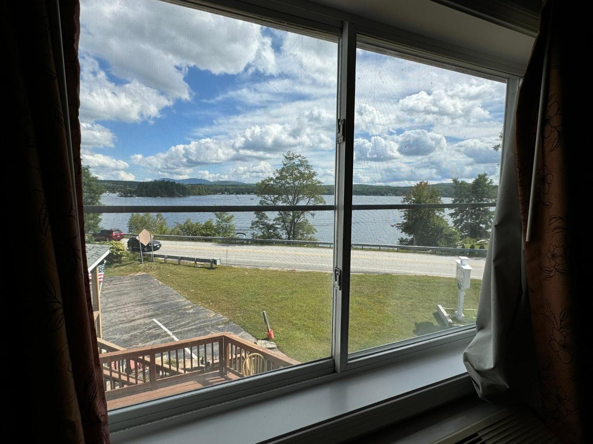 Winnisquam Lake Inn 蒂尔顿 外观 照片