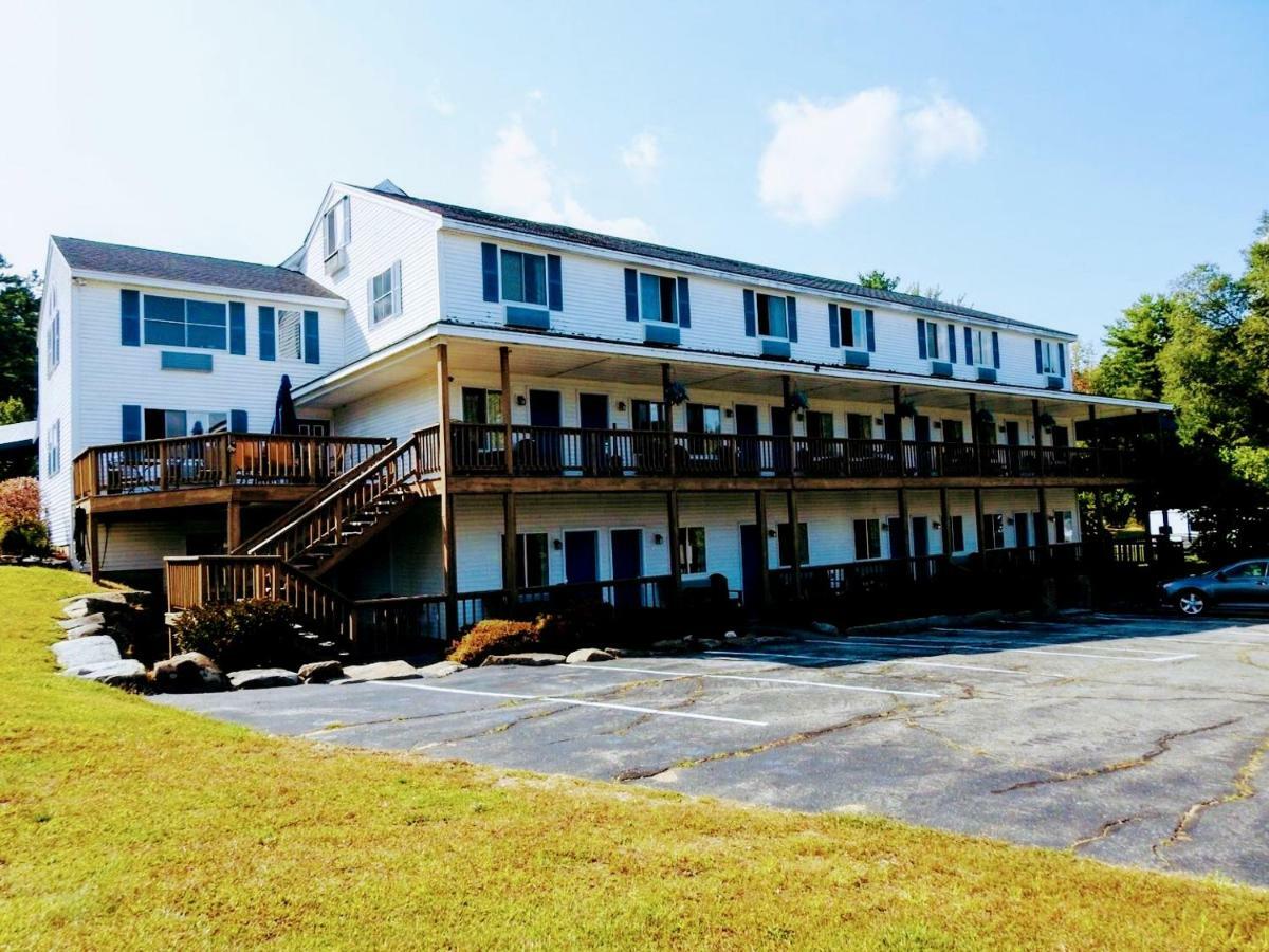 Winnisquam Lake Inn 蒂尔顿 外观 照片