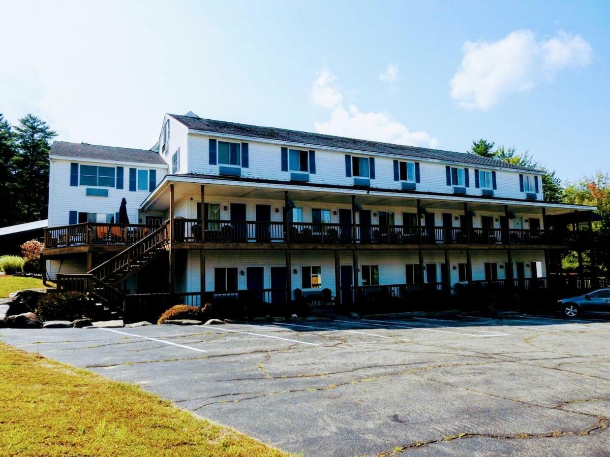 Winnisquam Lake Inn 蒂尔顿 外观 照片